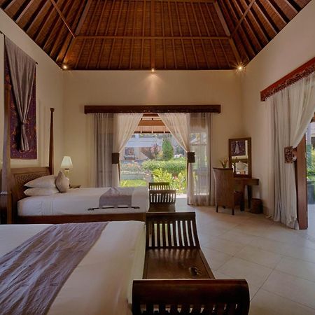Kutus Kutus Saba Beach Villa Yogyakarta Eksteriør billede