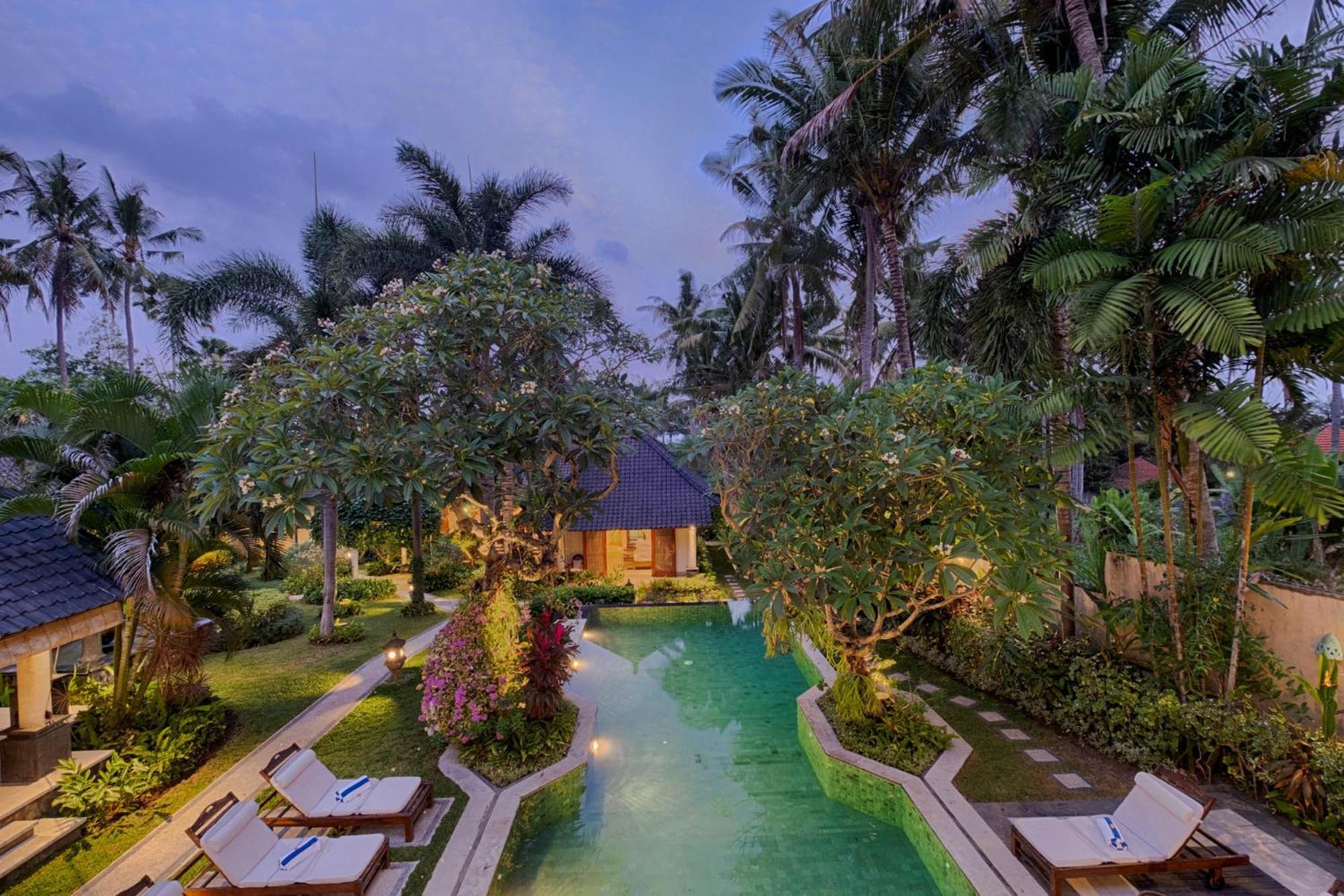 Kutus Kutus Saba Beach Villa Yogyakarta Eksteriør billede
