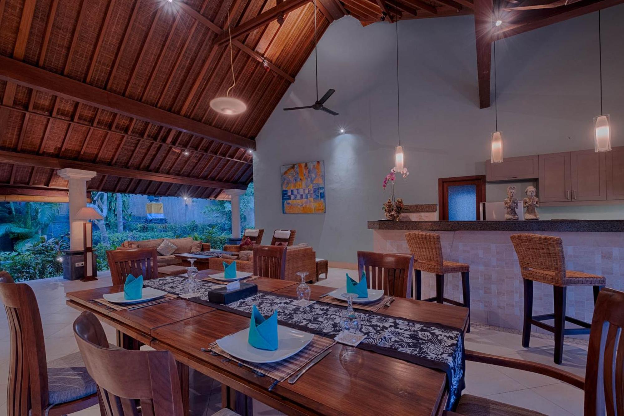 Kutus Kutus Saba Beach Villa Yogyakarta Eksteriør billede