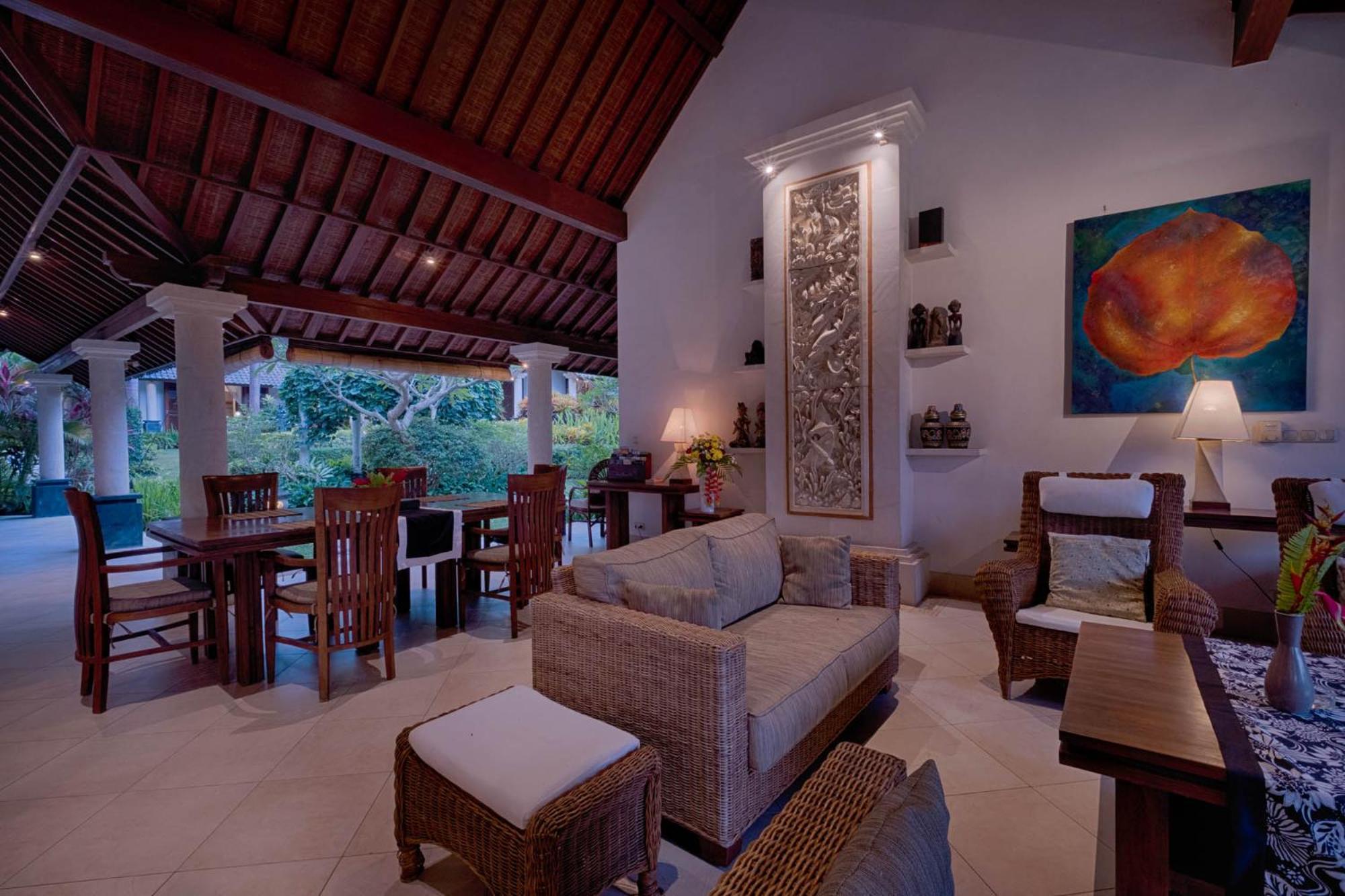 Kutus Kutus Saba Beach Villa Yogyakarta Eksteriør billede