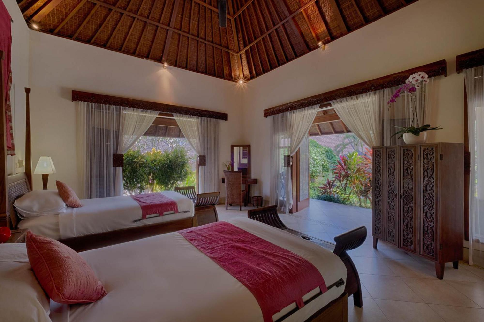 Kutus Kutus Saba Beach Villa Yogyakarta Eksteriør billede